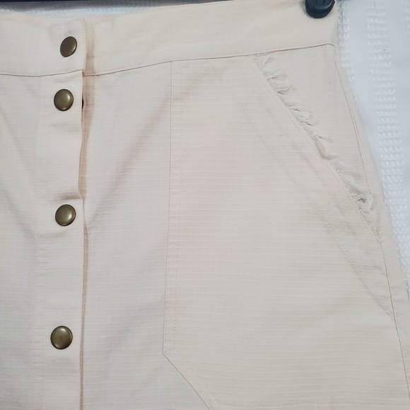 LILLA P Mini Skirt Button Down Cream Size 2 - Picture 2 of 7